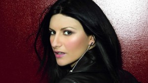 LAURA-PAUSINI-LA-NAPOLI-2