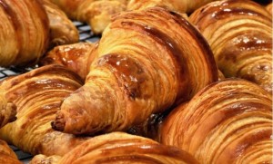 17824_croissant-596x360
