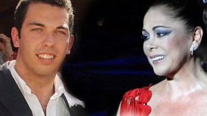 isabel-pantoja-felicita-alberto-isla-por-lo-buen-padre-que-es_MDSVID20140311_0105_7