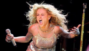 tlmd_paulina_rubio_cantando