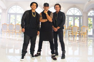 wisin-carlos-vives-daddy-yankee-press-2015-billboard-650