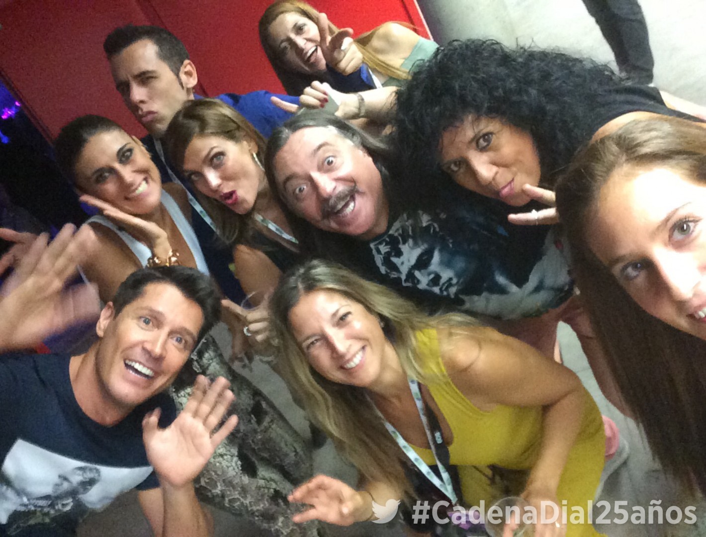 Cantizano, Carmela, Marta, Isidro, Rosana, Iván, y Juani