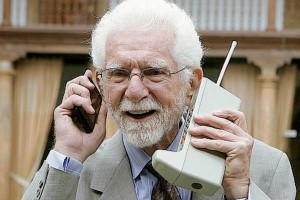 2129c600-f095-457d-975c-fad1bc26b22e_749_499