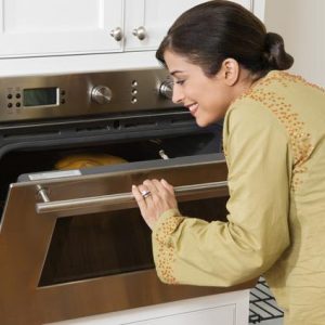 Por-que-no-se-puede-abrir-el-horno-mientras-se-hornea-una-torta-1