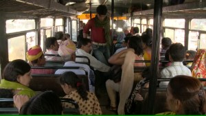 784706009-jodhpur-lleno-viaje-en-autobus-pasajero