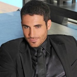 miguel-angel-silvestre-guapo-de-cine