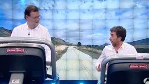 Rajoy-ironico-campechano-luce-Hormiguero_928419306_108060839_667x375