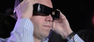 un-sistema-para-que-ciegos-y-sordos-disfruten-del-cine