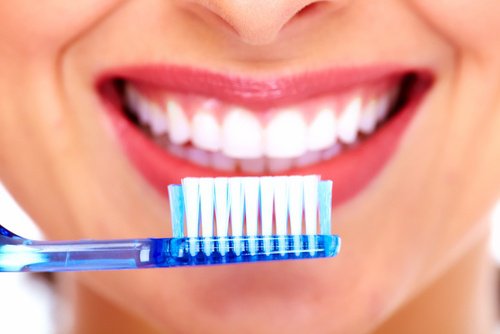dientes sonrisa dentífrico pasta dental dosis 