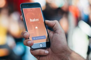 hater-dating-app-lifestyle-3-970x647-c-1