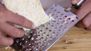 728px-Make-Fresh-Breadcrumbs-Step-2-preview