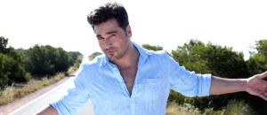 Bustamante en su nuevo videoclip