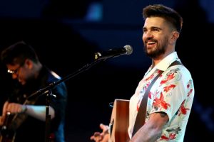 Juanes cantando en Houston