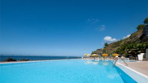 hoteles_playa_piscina