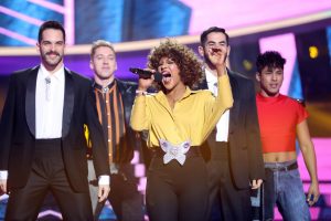 Lucía Gil como Whitney