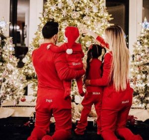 Luis Fonsi y su familia en Navidad