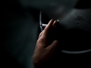 fumar cigarrillo droga