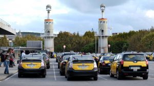 img_crangel_20151103-220039_imagenes_lv_propias_crangel_taxi04-kJpD-U413393772767dkG-992x558@LaVanguardia-Web