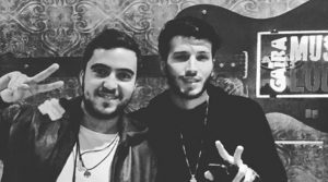 Beret-y-Sebastian-Yatra