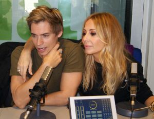 Carlos Baute y Marta Sanchez en DTC