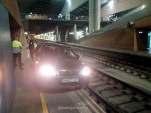 coche tren sevilla