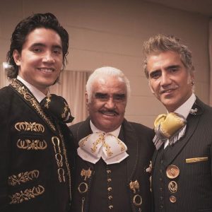 Vicente, Alex y alejandro Fernandez