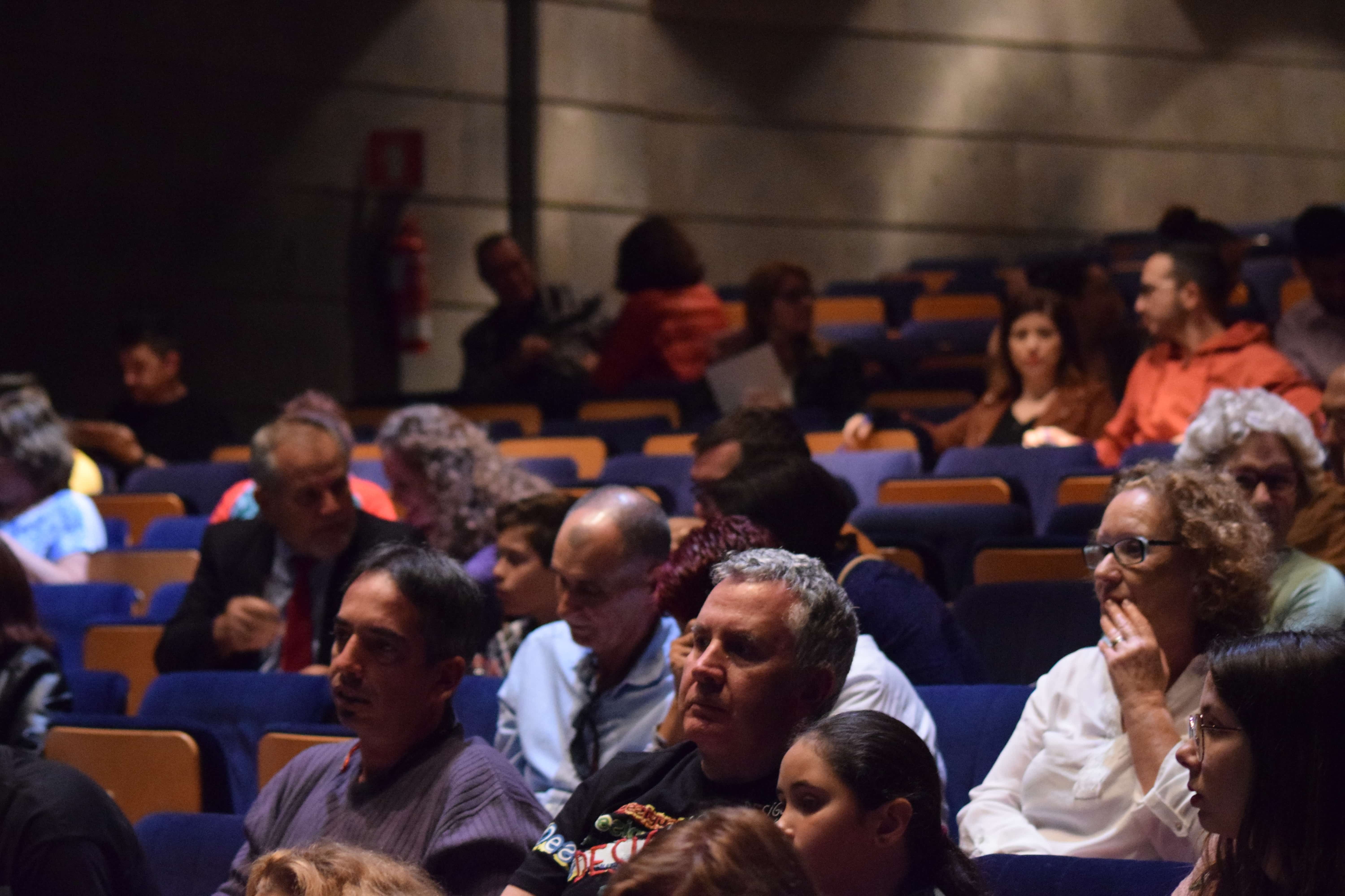 Público disfrutando de Atrévete en el Teatro Cicca