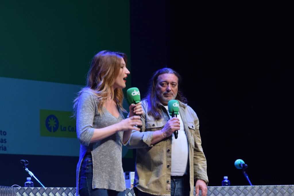 saray esteso presenta su reportaje en Gran Canaria