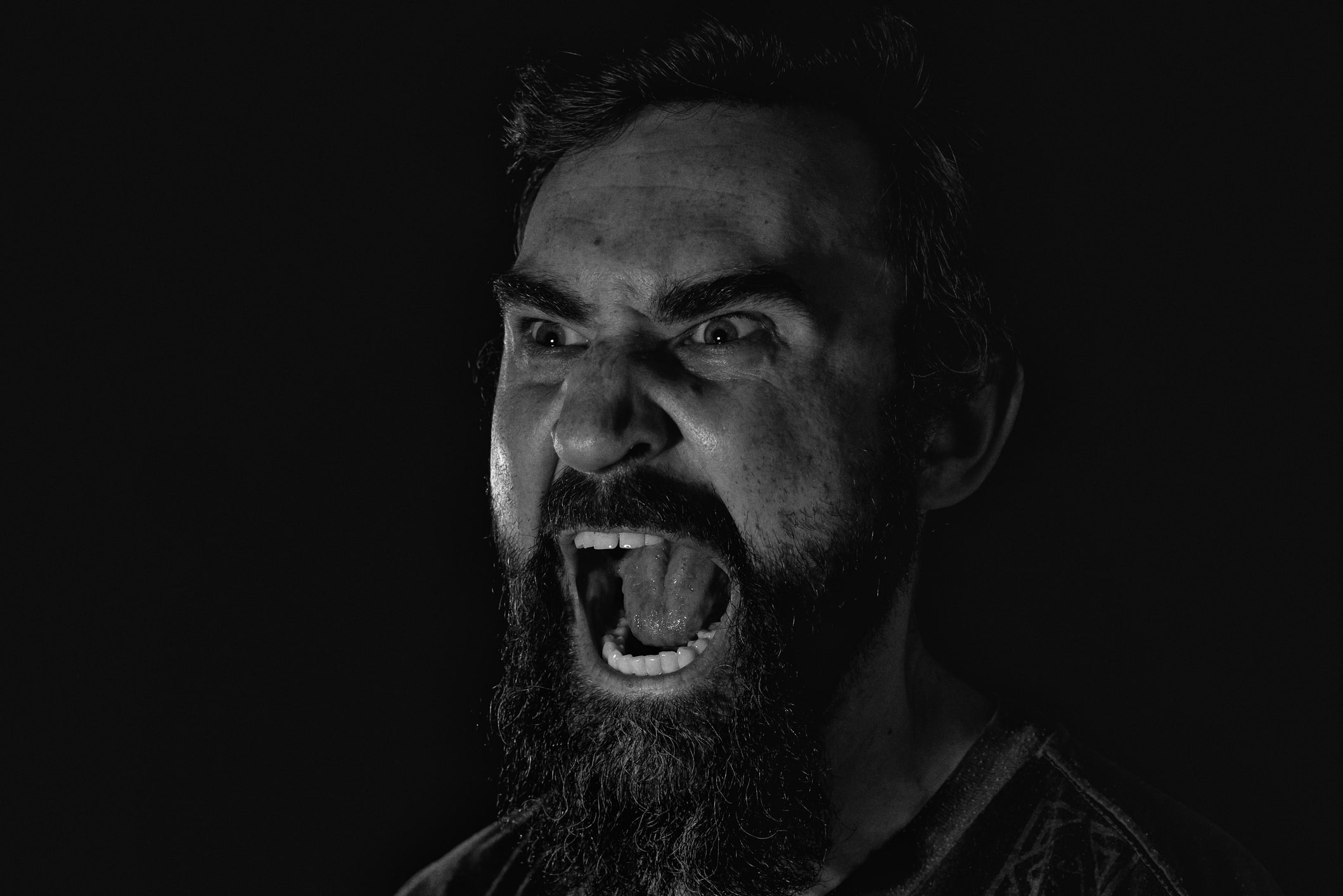 el grito de un hombre como Tarzán