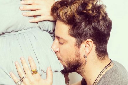 manuel carrasco nombre bebé artista música