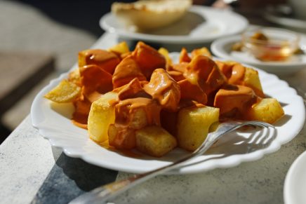 La receta de patatas bravas perfecta para nuestros oyentes
