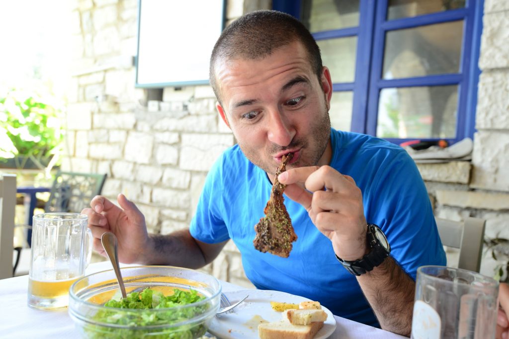 Un error en el idioma le provoca una de las comidas más desagradables