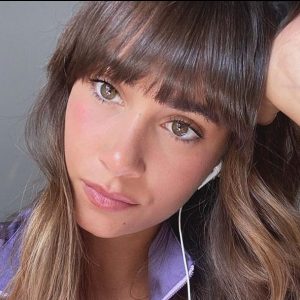 La artista Aitana posa en redes sociales