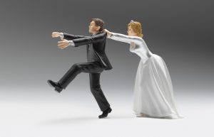 Wedding figurines domination