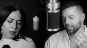 ricky martin nuevo sencillo recuerdo pausa play