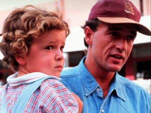 Alessandro Lequio junto a su hijo, de pequeño