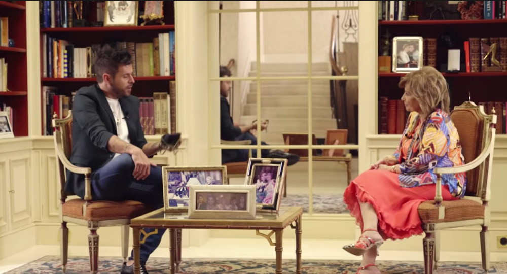 Pablo López junto a María Teresa Campos