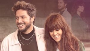 Manuel Carrasco y Vanesa Martín celebran su amistad cantando
