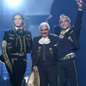 Alejandro y Vicente Fernández