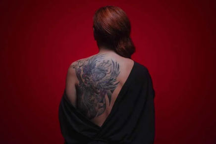 Rocío Carrasco tatuaje ave fénix