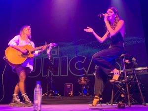 Ana Guerra y Yoly Saa