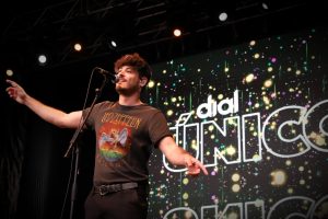 Cepeda en la Plaza del Obradoiro, en Dial Únicos