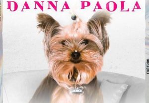 La mascota de Danna Paola en la portada de su nuevo sencillo