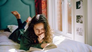 escritoras libros para adolescentes