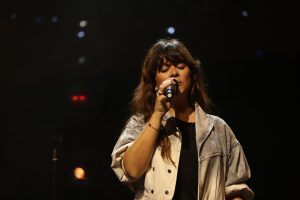 Vanesa martin en los ensayos de los Premios Dial