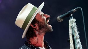 leiva cantando