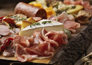quesos y embutidos
