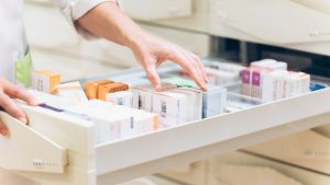 Medicamentos en la farmacia