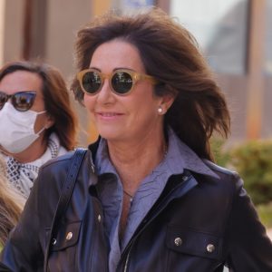 Ana Rosa Quintana, sonriente.