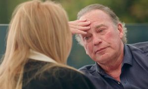 Bertín Osborne, muy emocionado durante la entrevista con Ana Obregón.